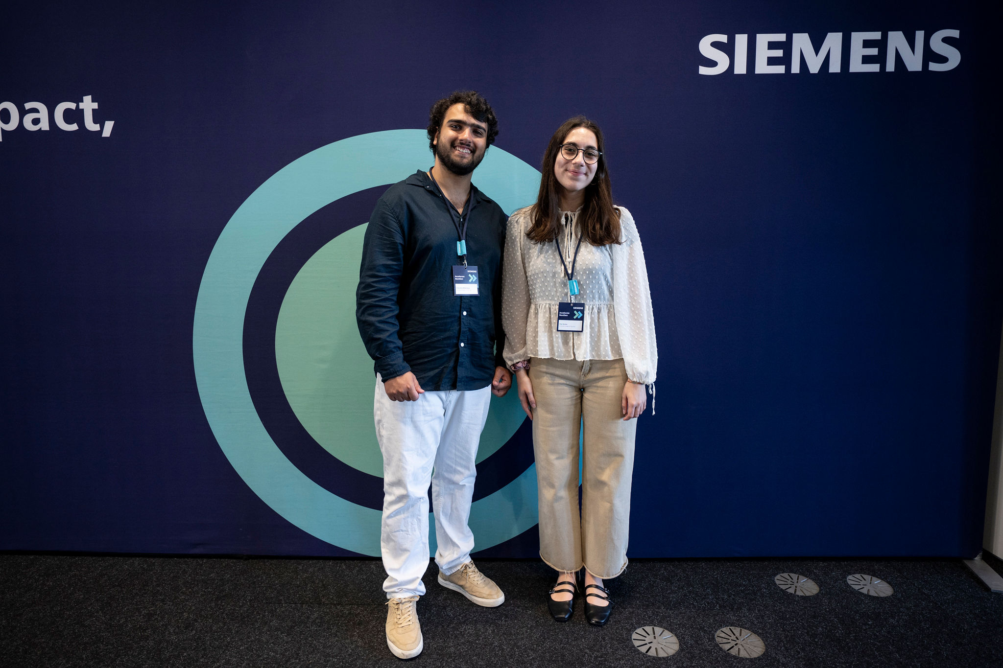 Photo from the Signalis presentation at the Siemens Accelerate NextGen 26 final, 7 of 8.